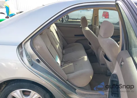 2005 Toyota Camry Le из США, поврежденный, VIN 4T1BE32K45U566748